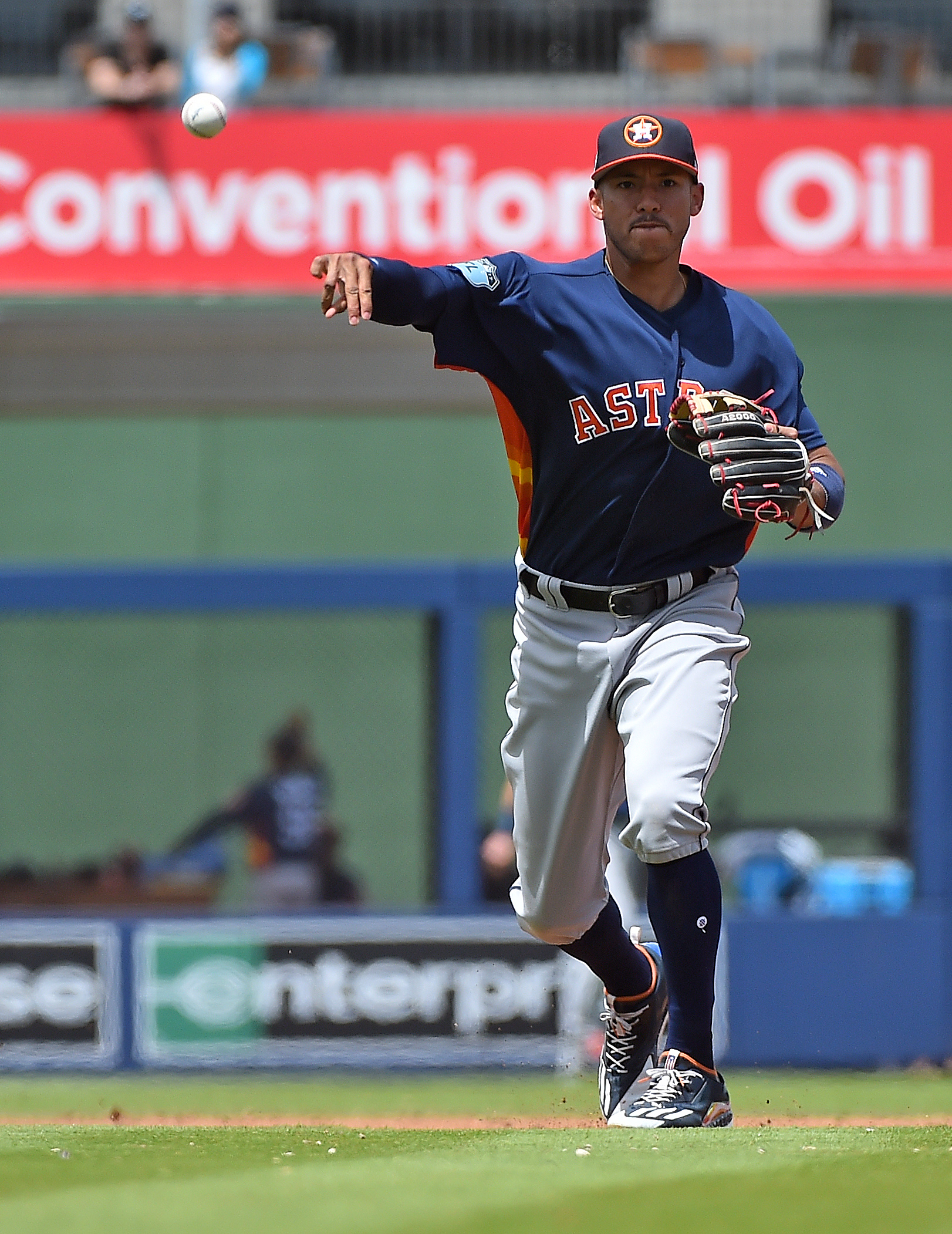 Carlos Correa Rumors - MLB Trade Rumors